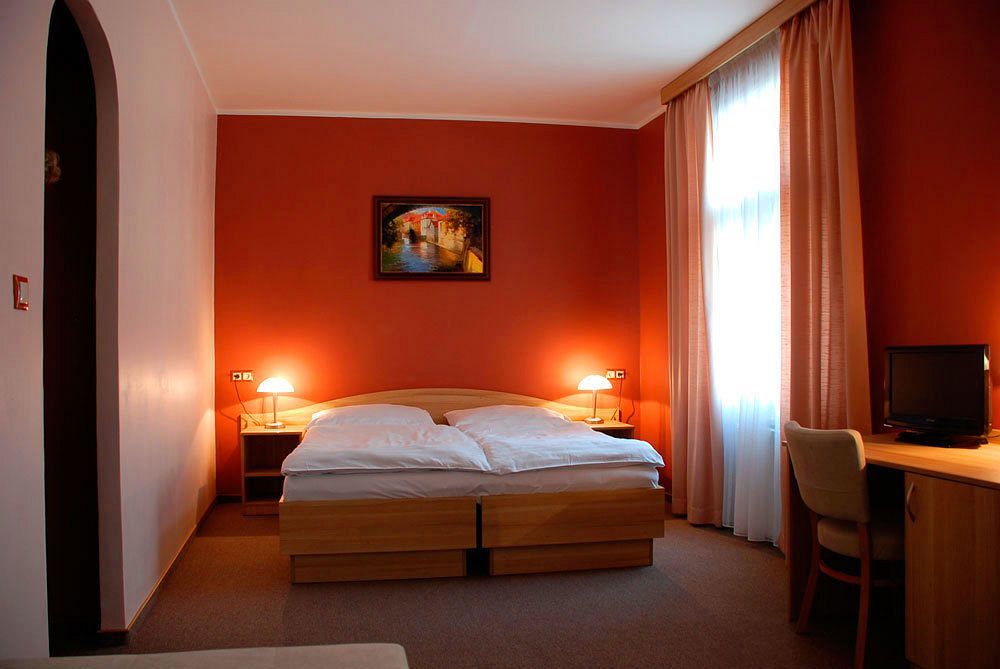 Hotel D'Angelo Prag Exterior foto